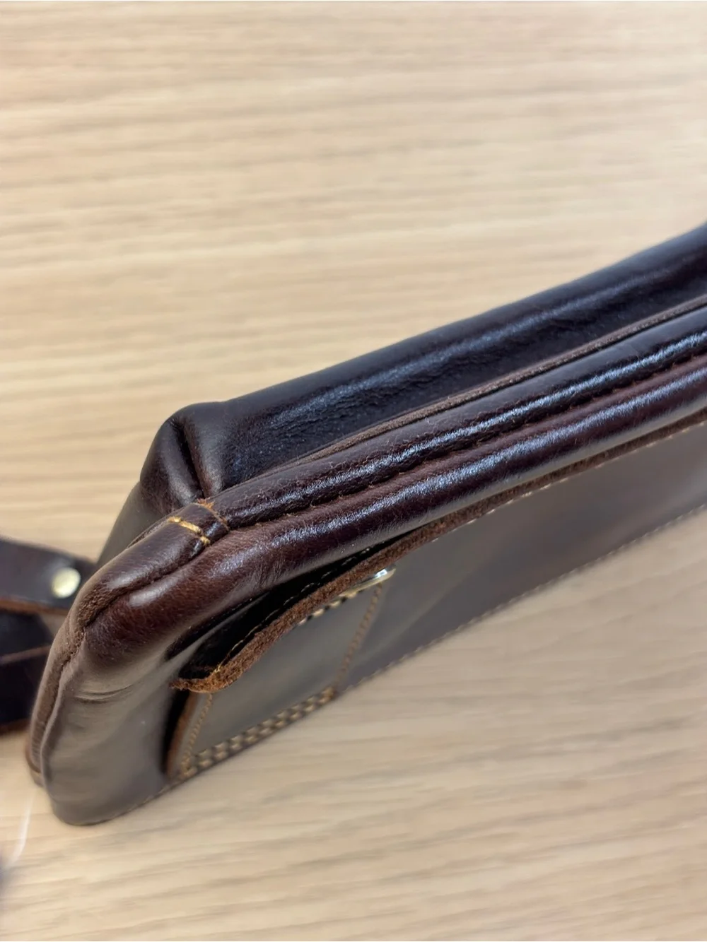 Men's Dark Brown Leather Multi-Pocket Travel Pouch NWOT